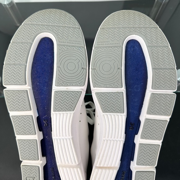 ON® —“The ROGER Advantage": Tennis Shoes / W-9.5 - Picture 14 of 16